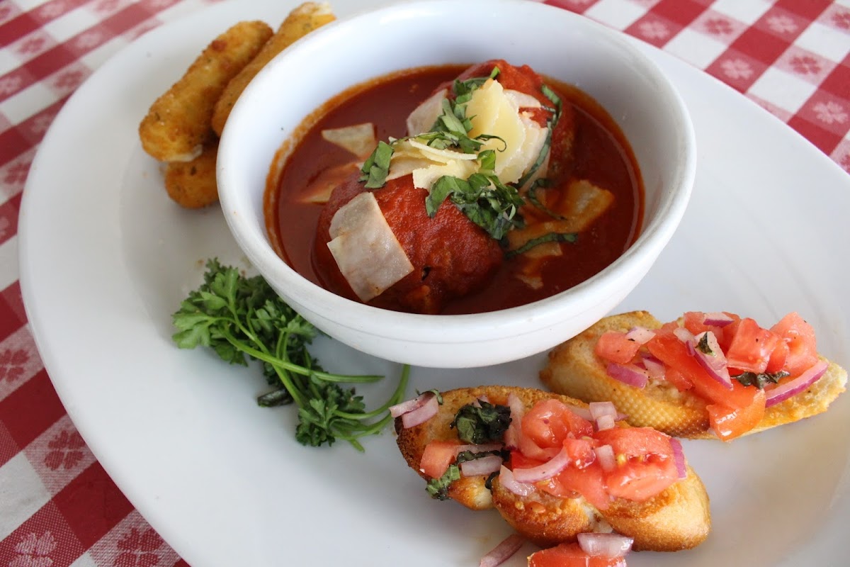 Pronto's Italian Restaurant And Pizza-3